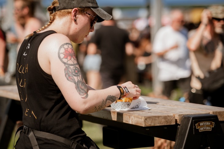 In beeld: kleurrijke gerechten, F&B in het zwart