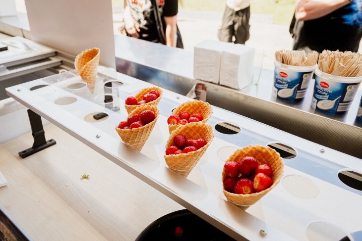 In beeld: kleurrijke gerechten, F&B in het zwart
