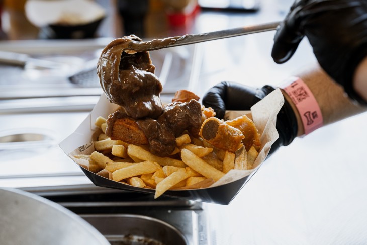 In beeld: kleurrijke gerechten, F&B in het zwart